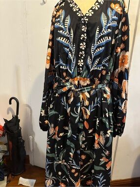 Black Floral Midi Dress with V-Neck and Self-Tie Waist